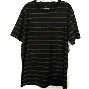 Men’s short sleeve black & white striped t-shirt